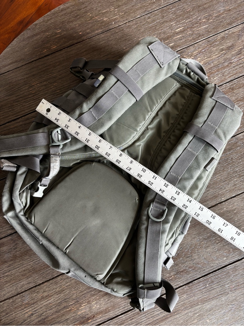 CamelBak Olive Green Tactical Sling Backpack - Picture 5 of 6